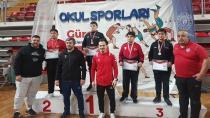 Nevşehirli Güreşçiler Sivas’tan Derecelerle Döndü