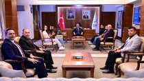 LGS Türkiye Birincileri, Vali Hüseyin Kök’ü Ziyaret Etti