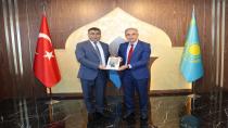 Rektör Aktekin Ahmet Yesevi Üniversitesi Mütevelli Heyet Başkanı Karaman’ı Ziyaret Etti