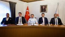 Belediye Başkanı Arı, Birim Müdürleri ile Toplantı Yaptı