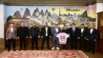 Belediye Başkanı Rasim Arı, Nevşehirspor Yönetimini Ağırladı